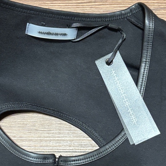 NWT Maniere De Voir Black Cut-Out Faux Leather Crop Top Size 6 - Picture 2 of 6